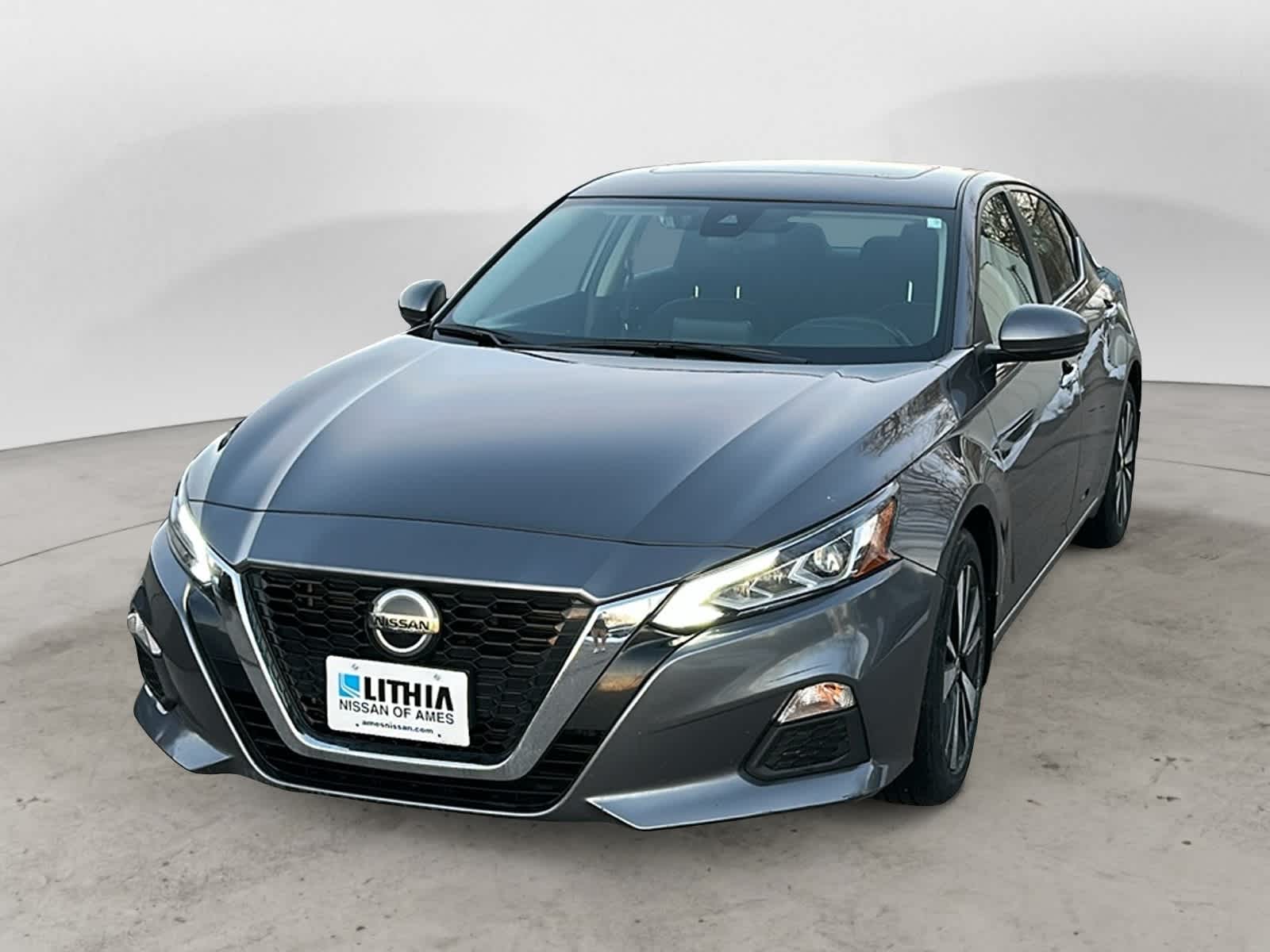 Thumbnail: 2021 Nissan Altima - 1
