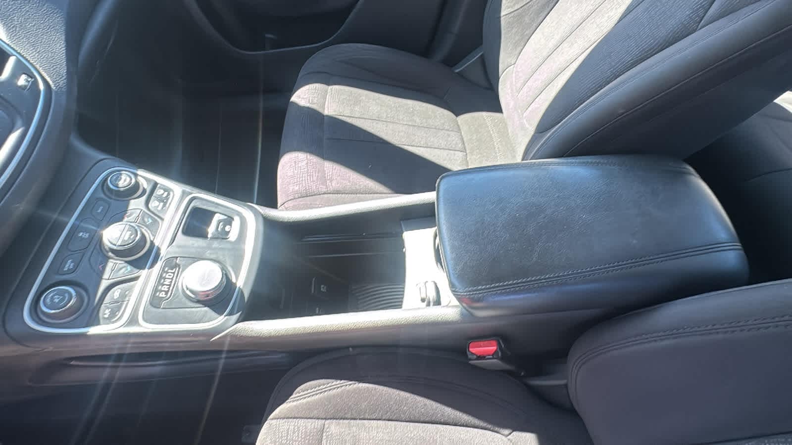 Thumbnail: 2015 Chrysler 200 - 22