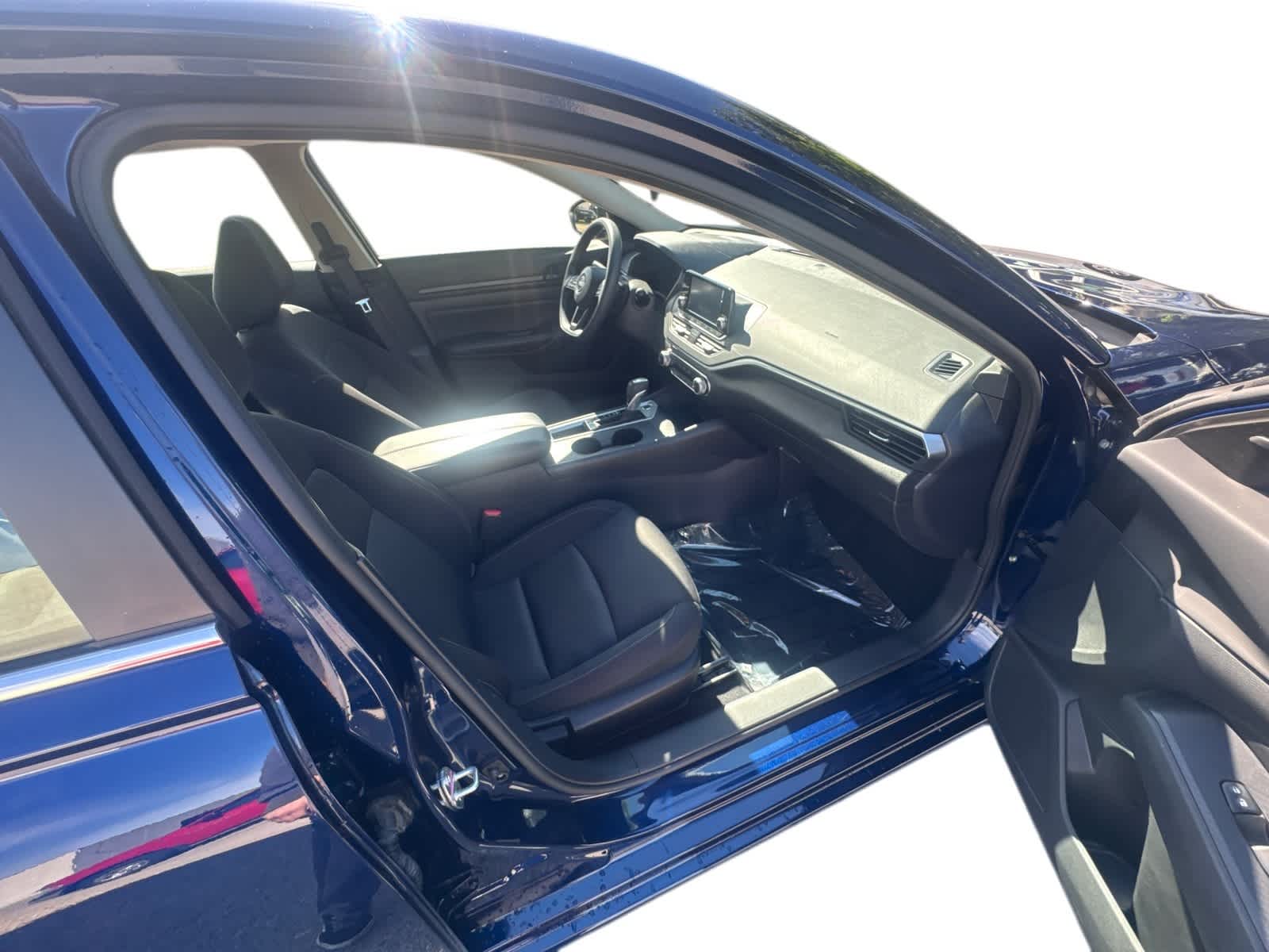 Thumbnail: 2024 Nissan Altima - 8