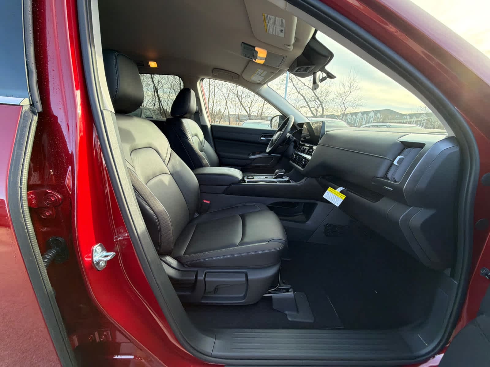 Thumbnail: 2026 Nissan Pathfinder - 8