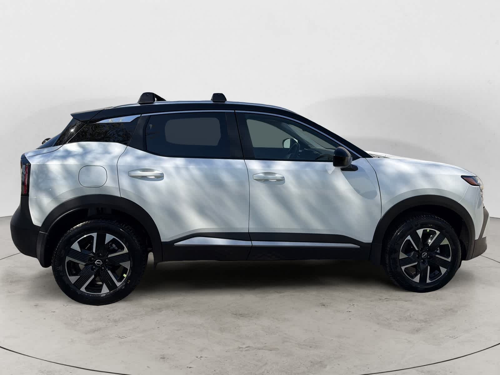 Thumbnail: 2026 Nissan Kicks - 5