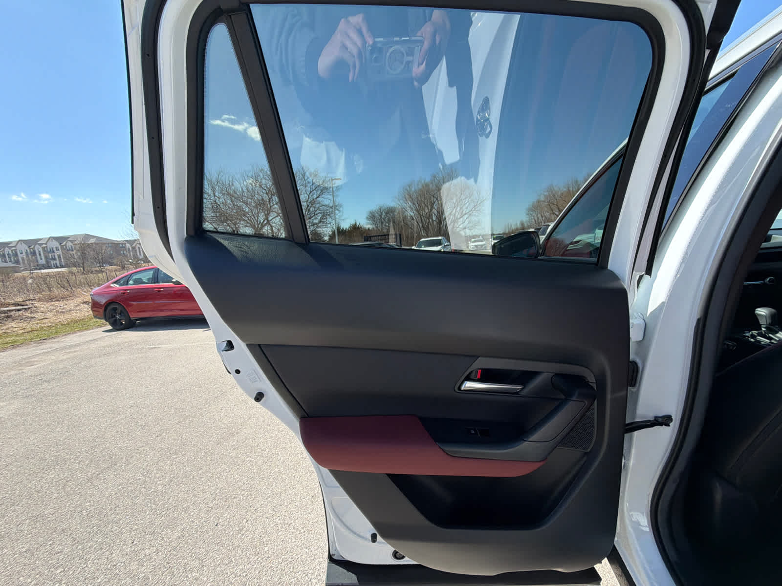 Thumbnail: 2025 Mazda CX-50 - 14