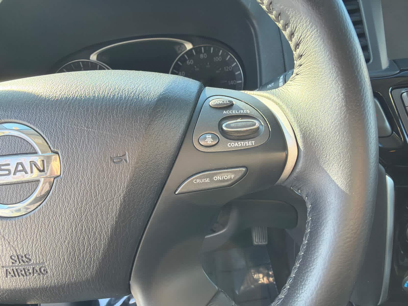 Thumbnail: 2020 Nissan Pathfinder - 24