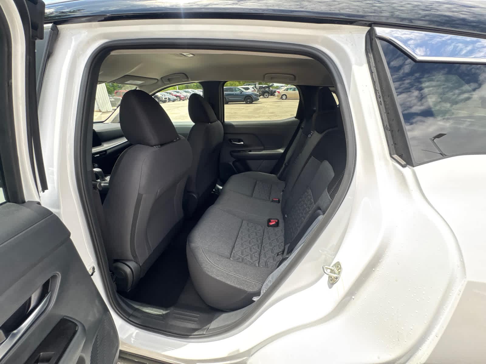 Thumbnail: 2026 Nissan Kicks - 12