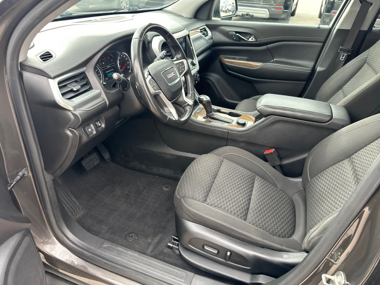 Thumbnail: 2019 GMC Acadia - 25