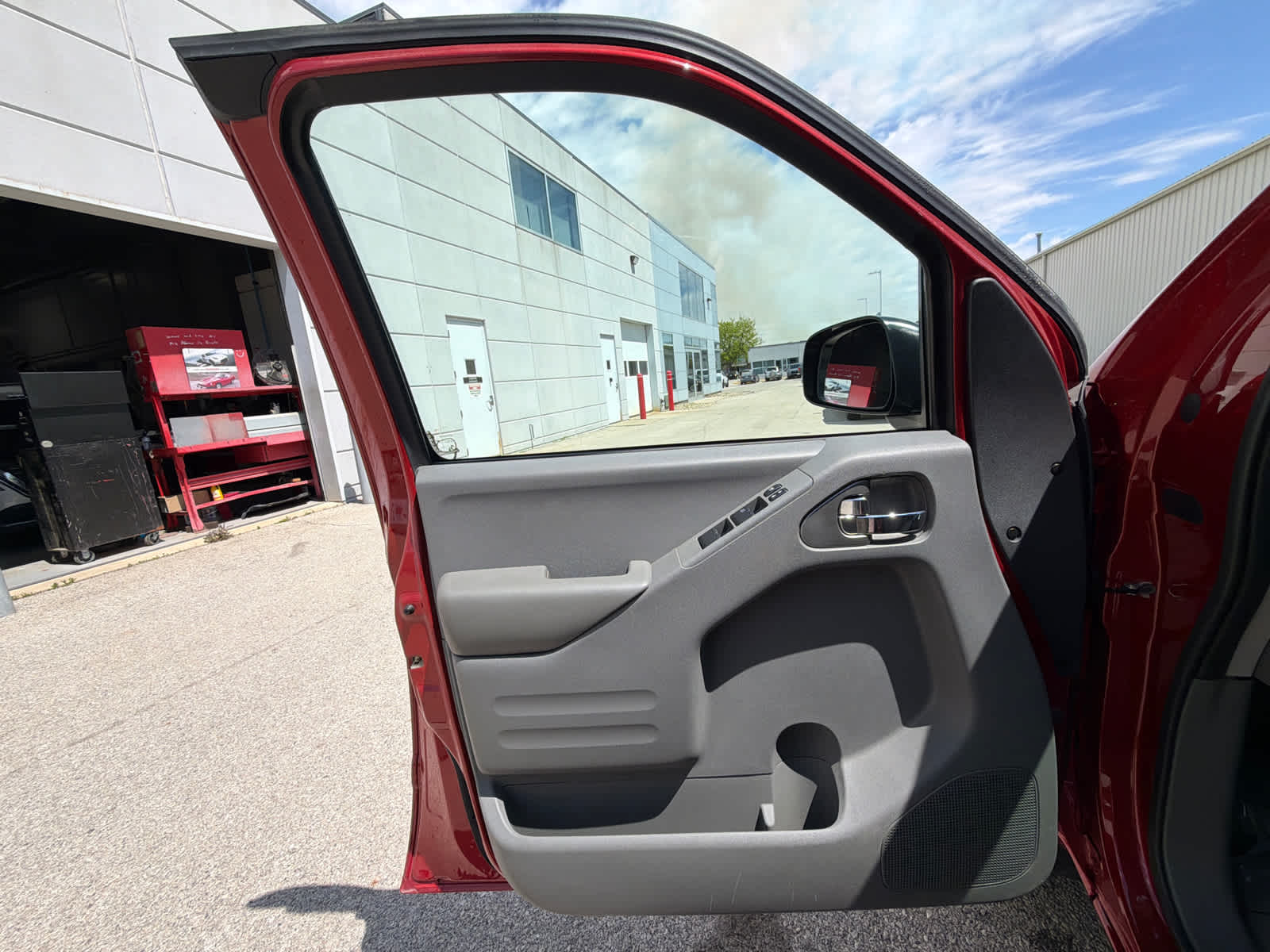 Thumbnail: 2018 Nissan Frontier - 14