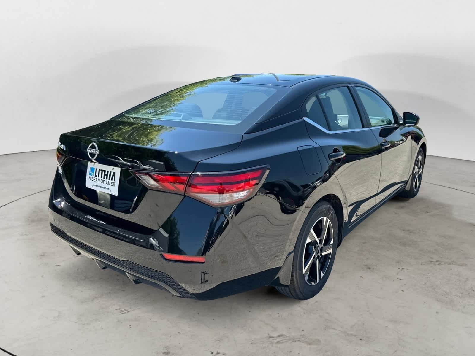 Thumbnail: 2025 Nissan Sentra - 3