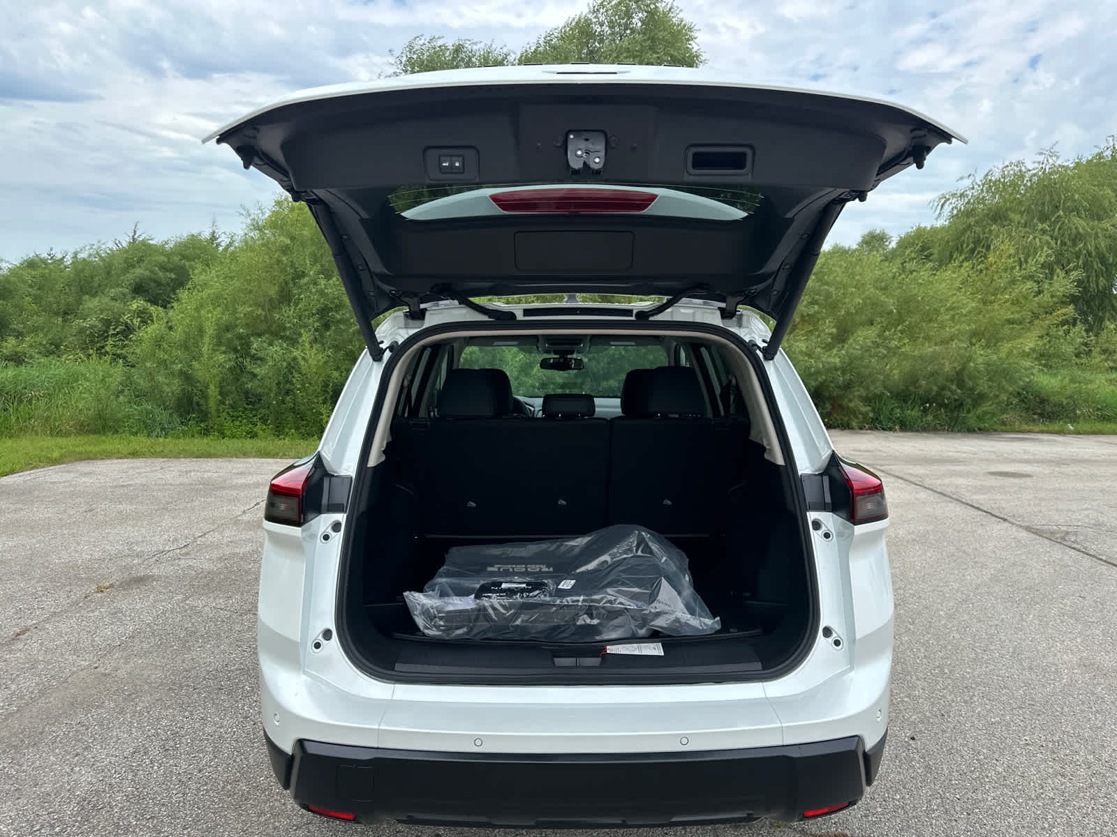 Thumbnail: 2026 Nissan Rogue - 11