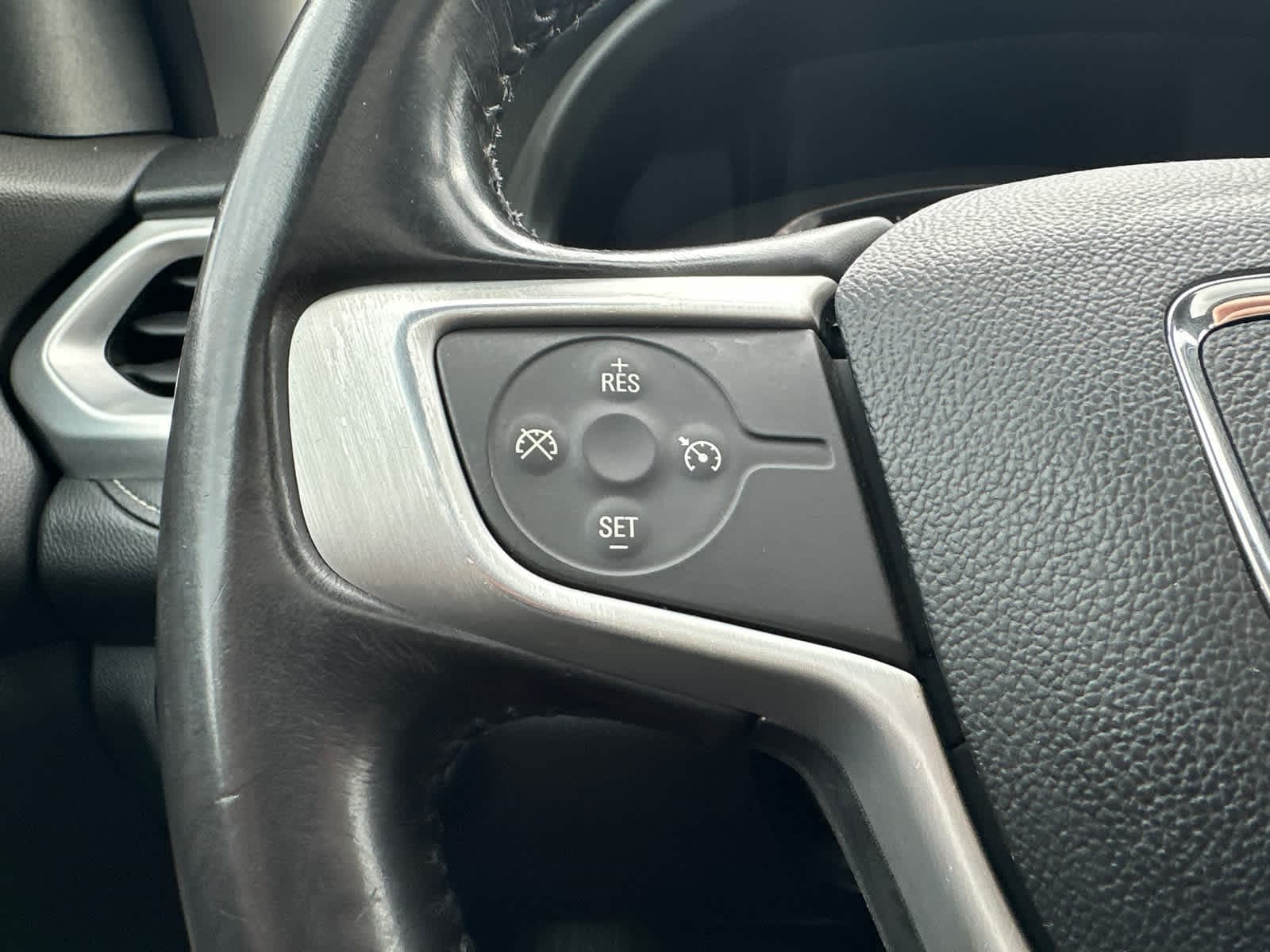 Thumbnail: 2019 GMC Acadia - 29