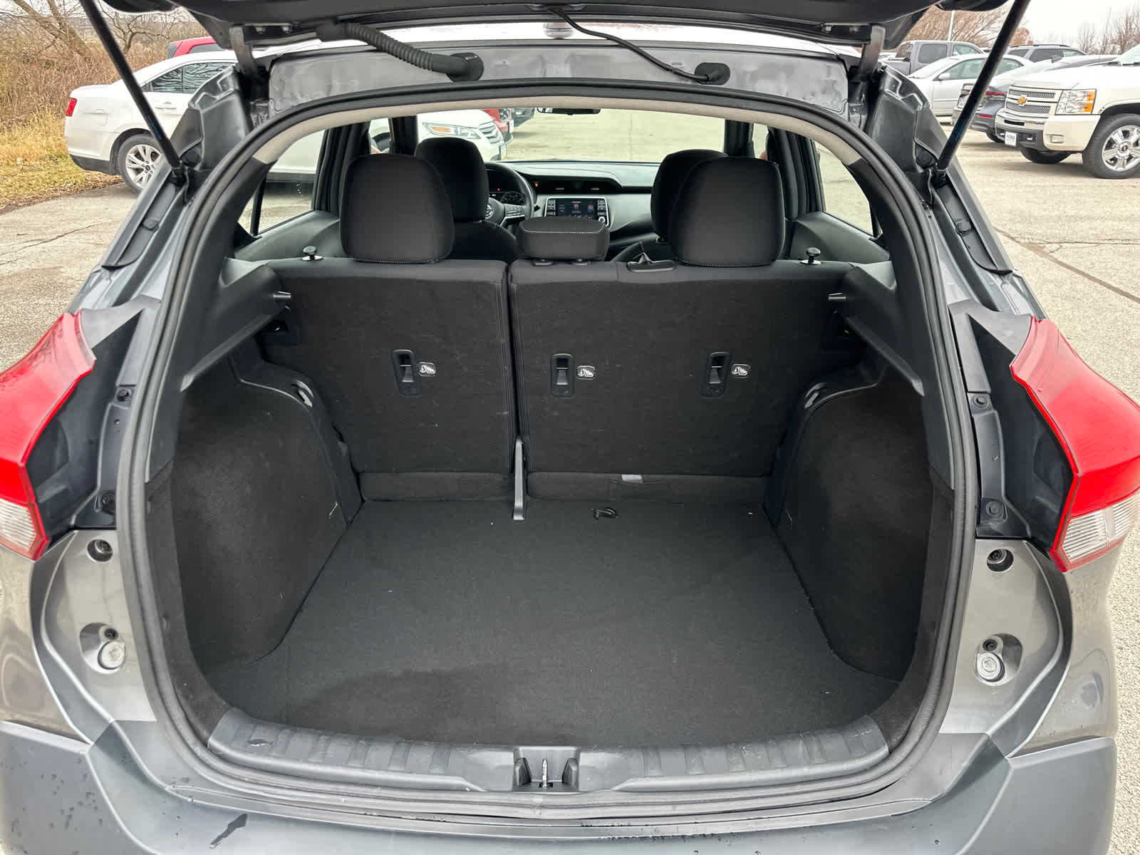 Thumbnail: 2019 Nissan Kicks - 10