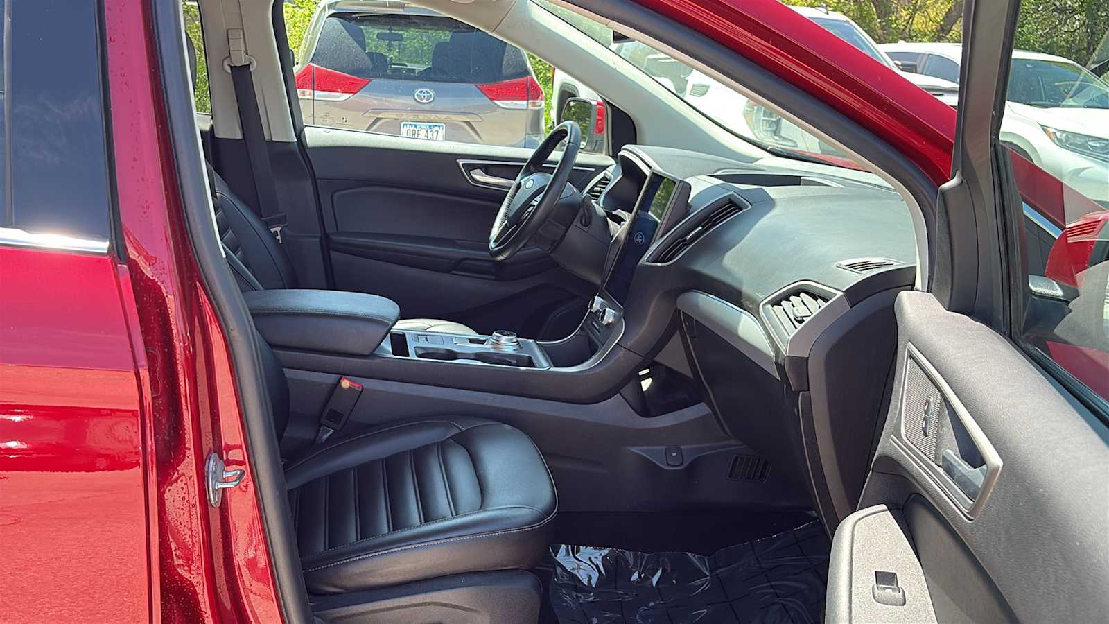 Thumbnail: 2021 Ford Edge - 22