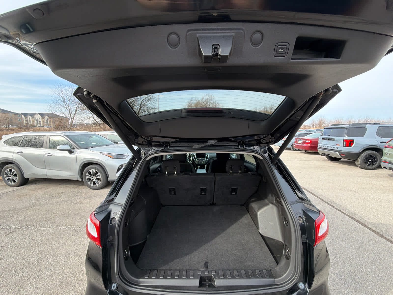 Thumbnail: 2019 Chevrolet Equinox - 11