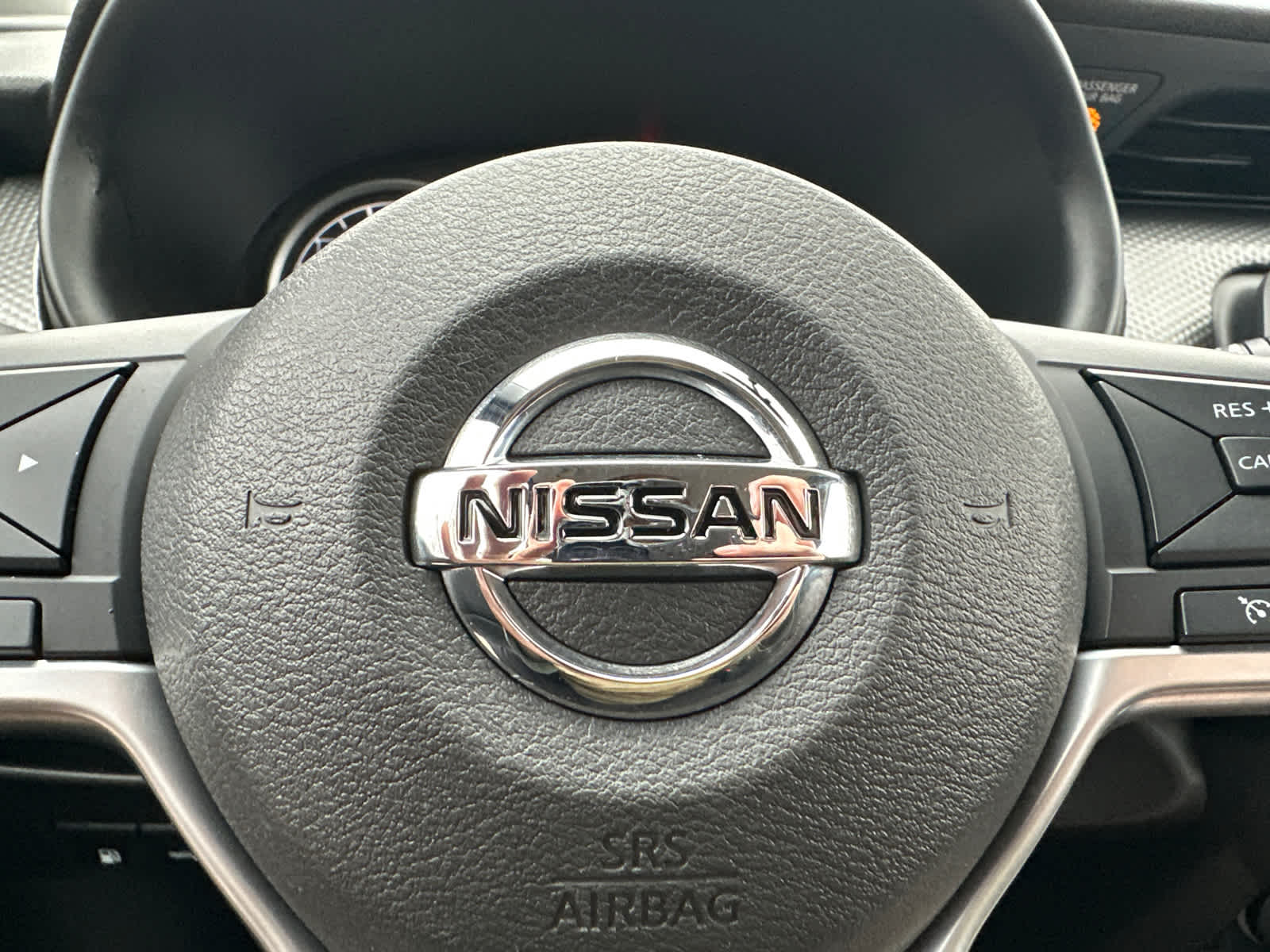 Thumbnail: 2019 Nissan Kicks - 19