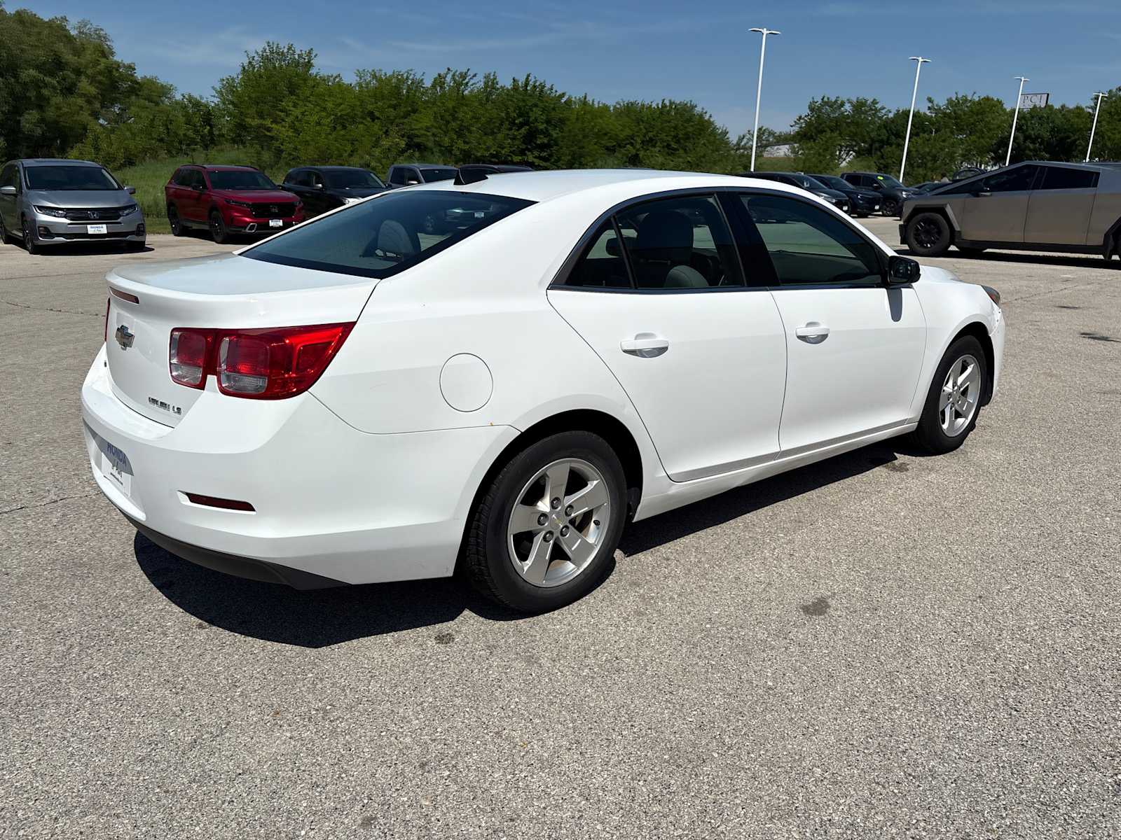 Thumbnail: 2014 Chevrolet Malibu - 8