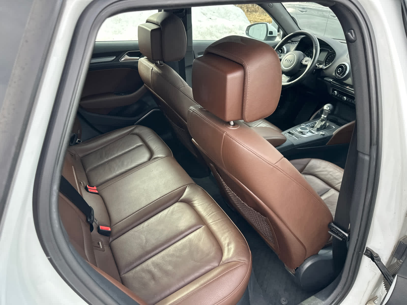 Thumbnail: 2016 Audi A3 e-tron - 10