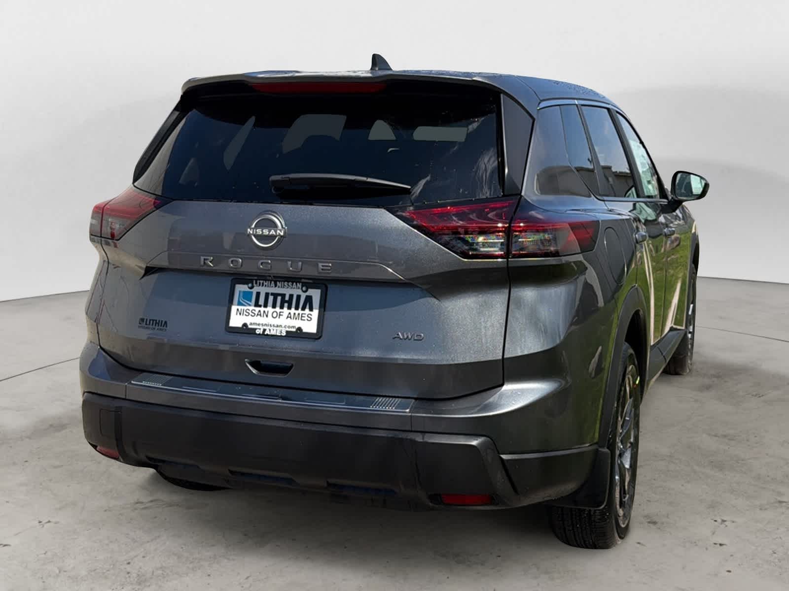 Thumbnail: 2026 Nissan Rogue - 4