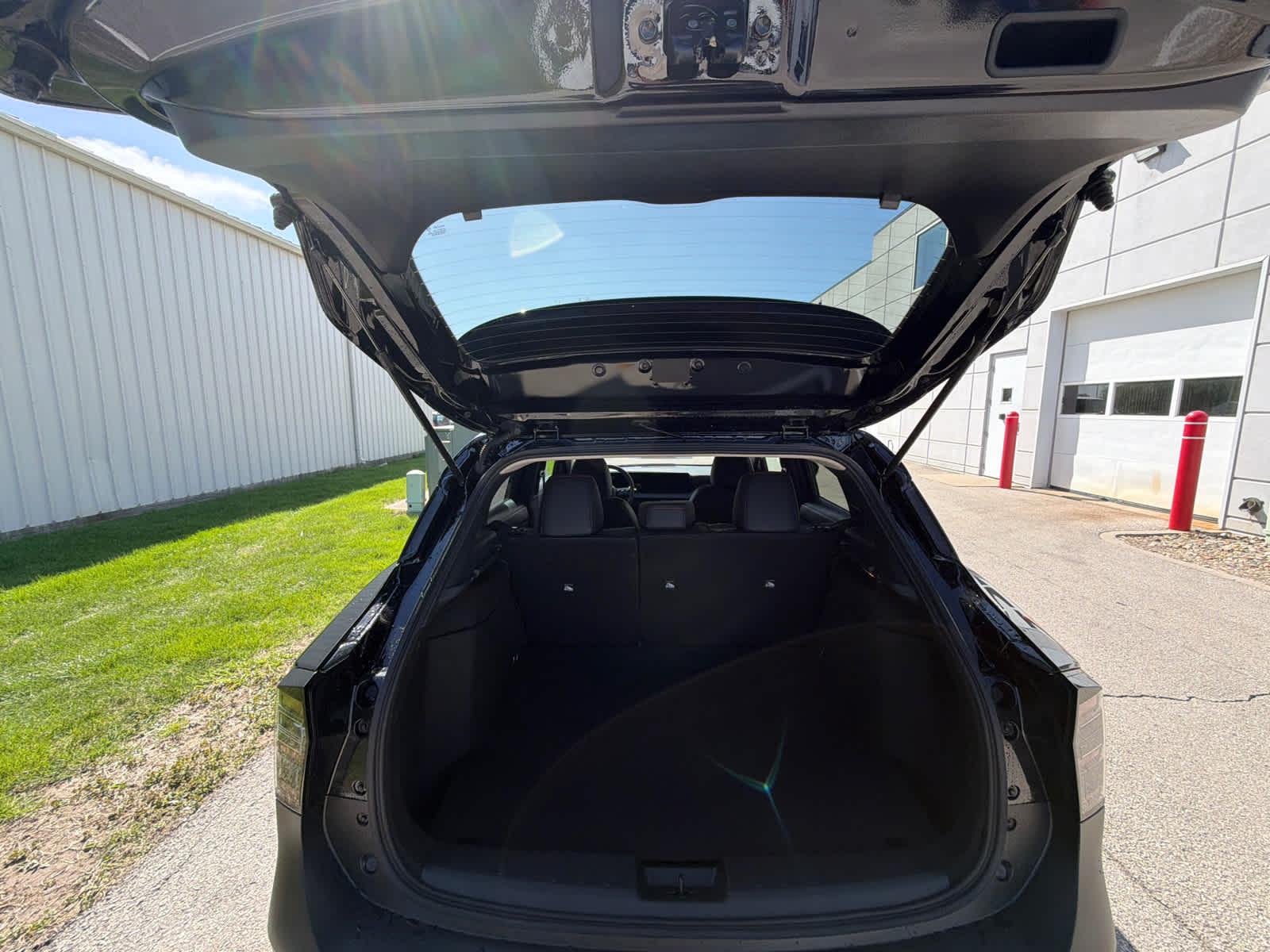 Thumbnail: 2026 Nissan Kicks - 11
