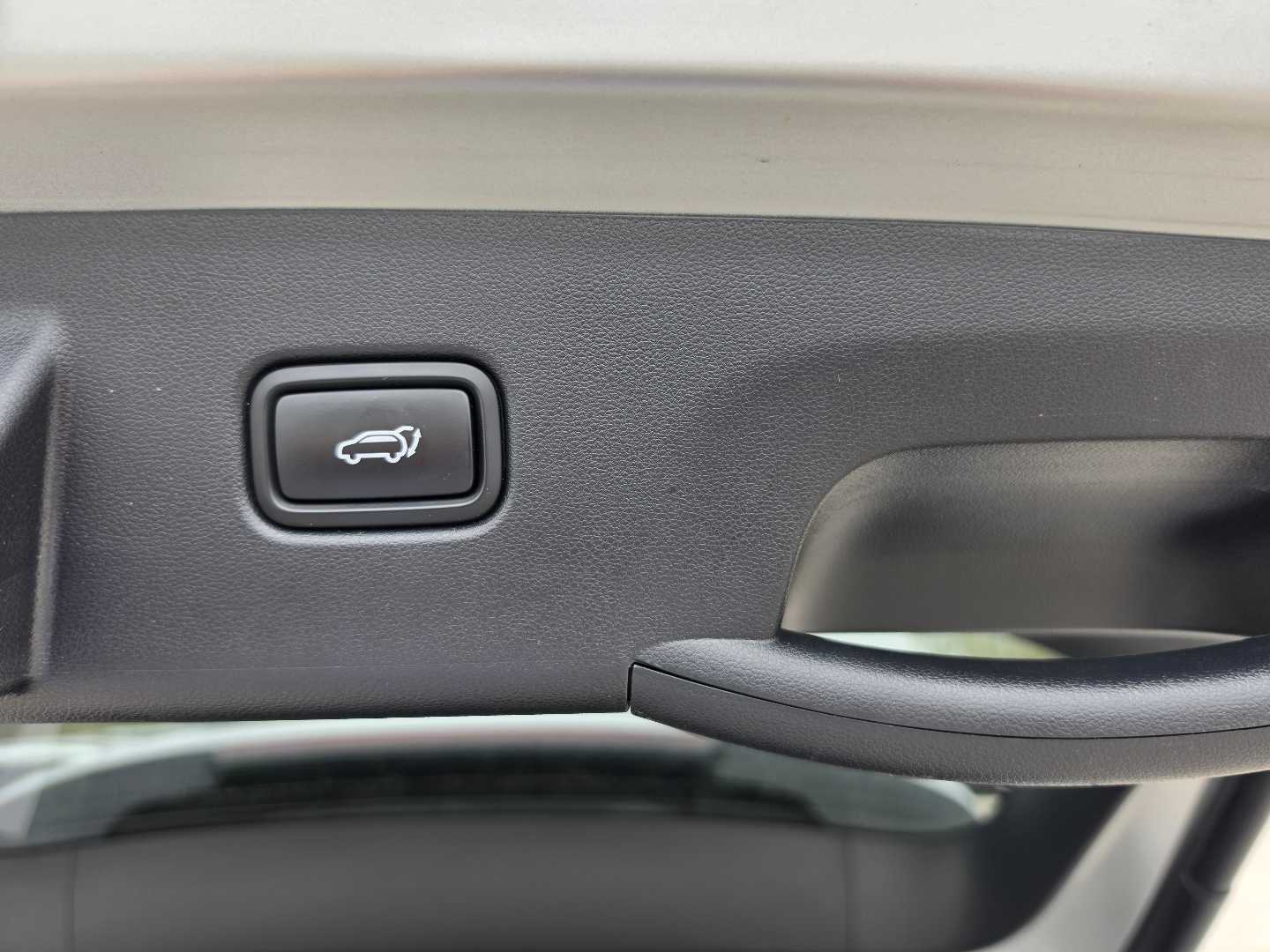 Thumbnail: 2023 Hyundai Tucson - 9