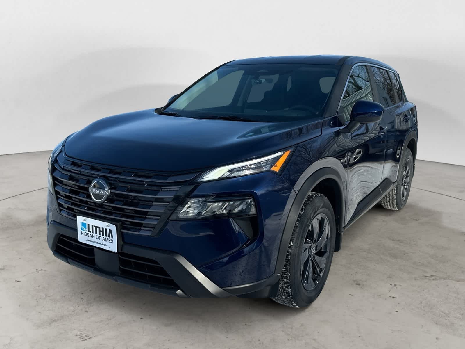 2026 Nissan Rogue SV's photo