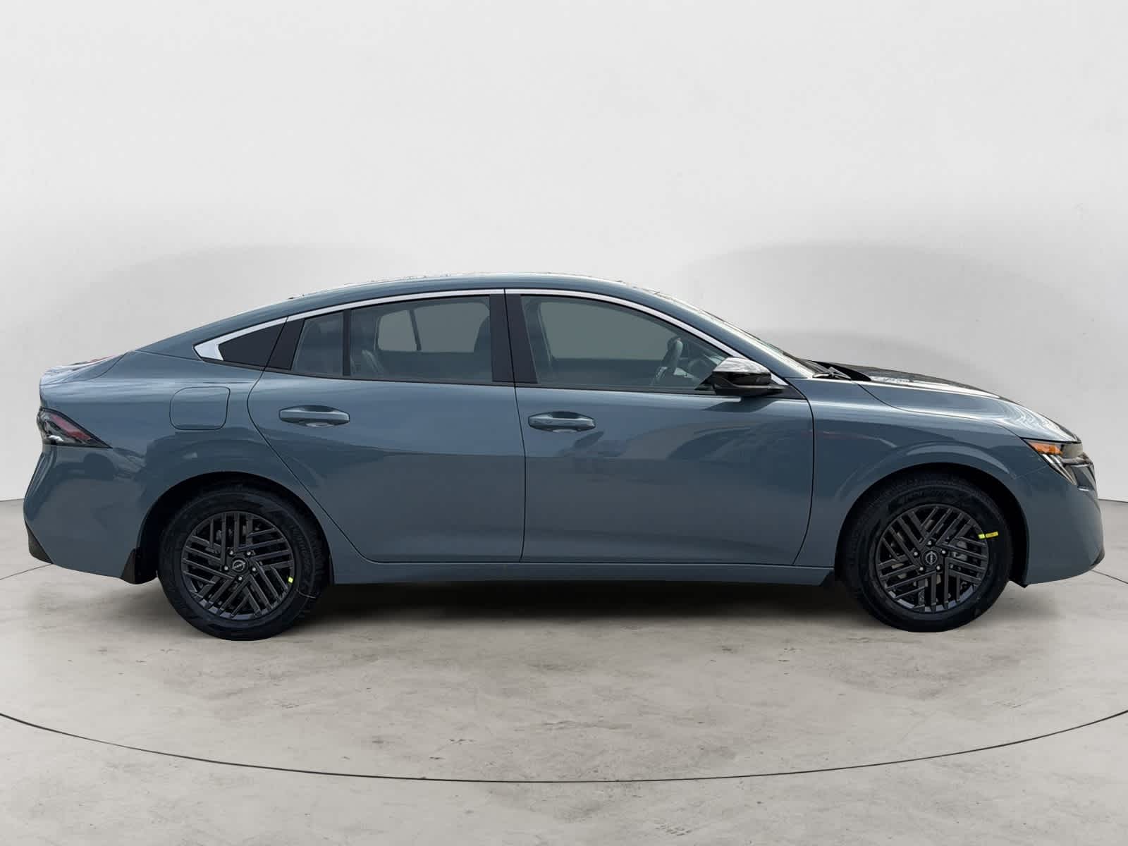 Thumbnail: 2026 Nissan Sentra - 5