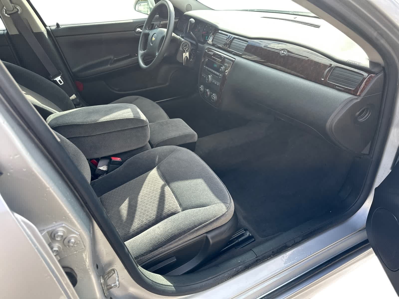 Thumbnail: 2013 Chevrolet Impala - 6