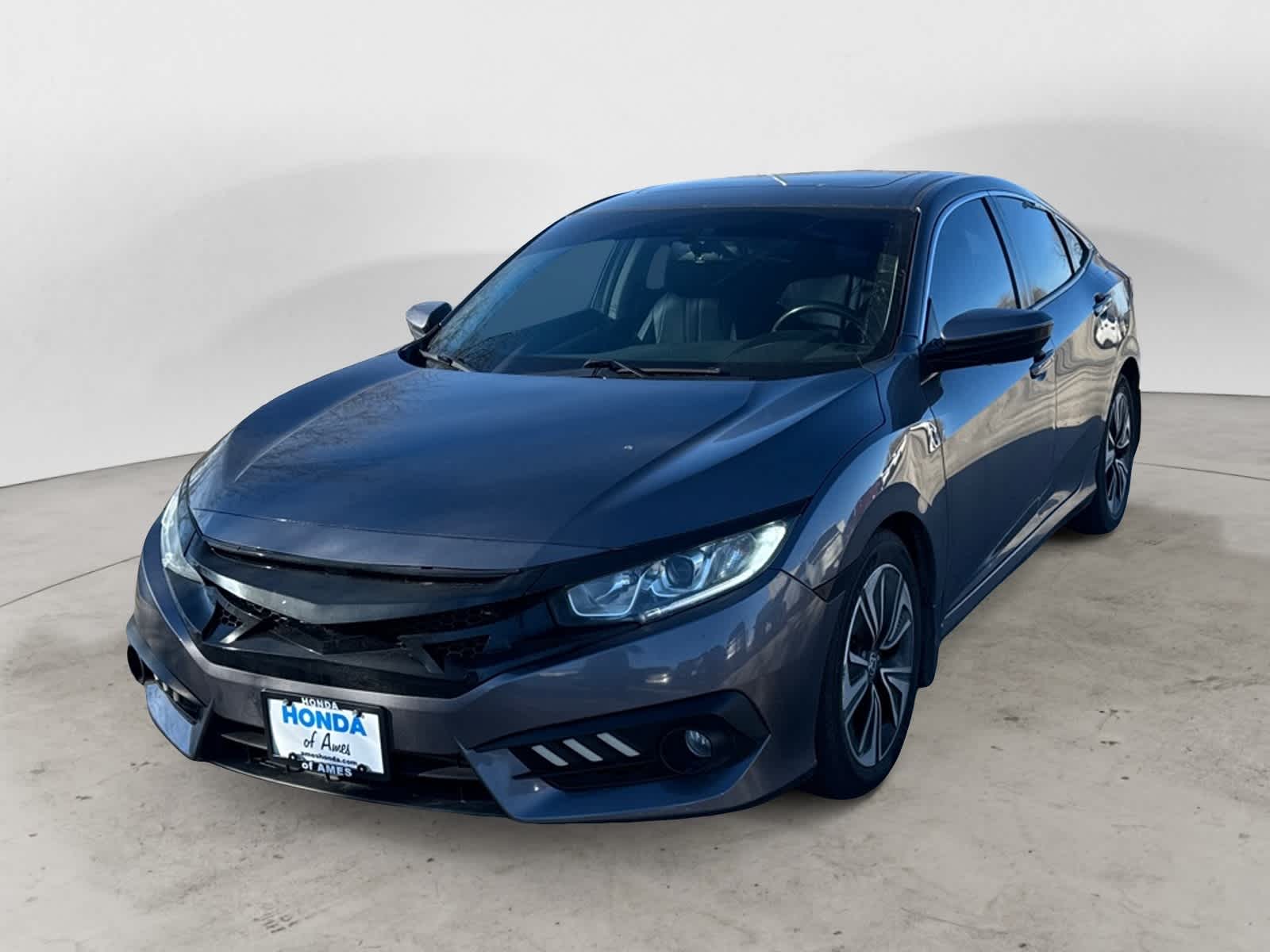 Thumbnail: 2016 Honda Civic - 1