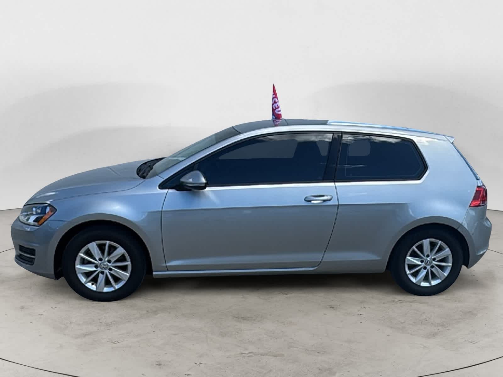 Thumbnail: 2015 Volkswagen Golf - 2