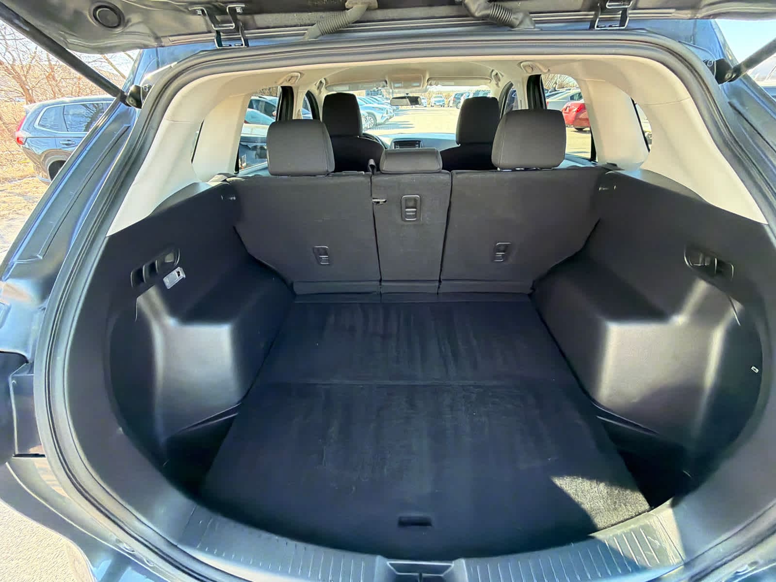 Thumbnail: 2015 Mazda CX-5 - 13