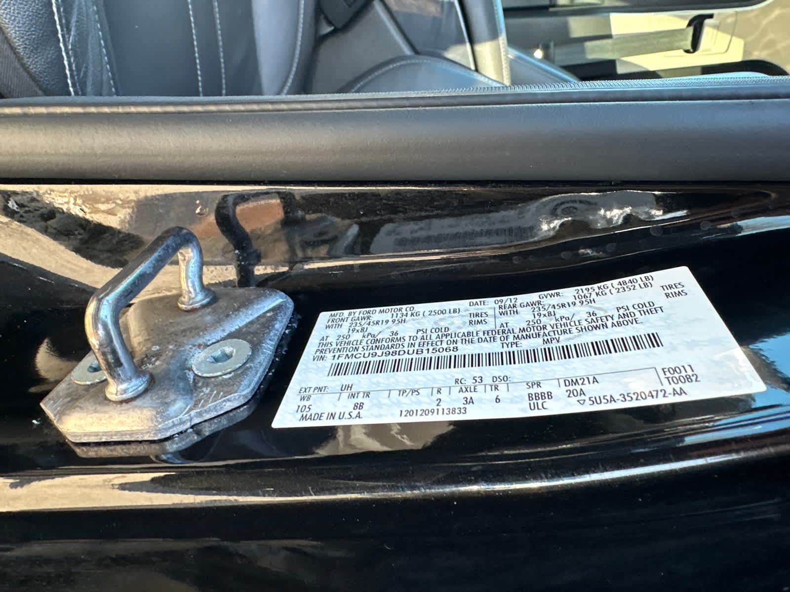 Thumbnail: 2013 Ford Escape - 17