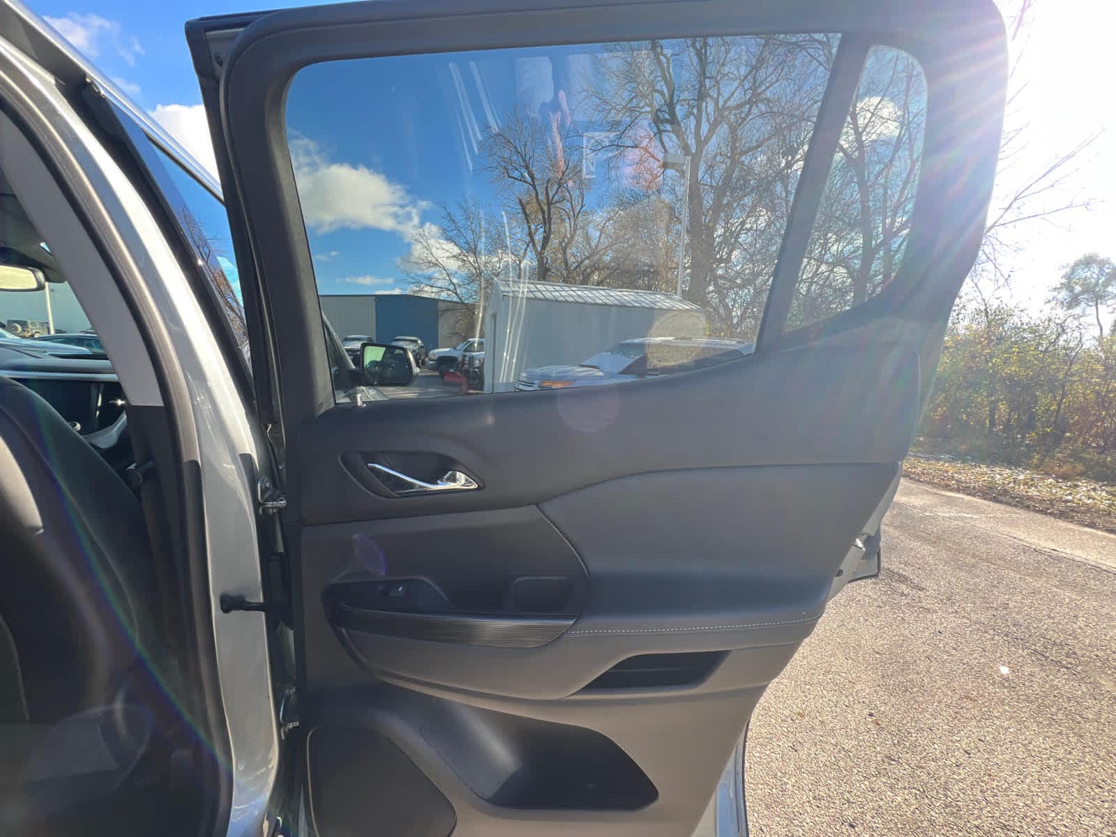 Thumbnail: 2023 GMC Acadia - 9