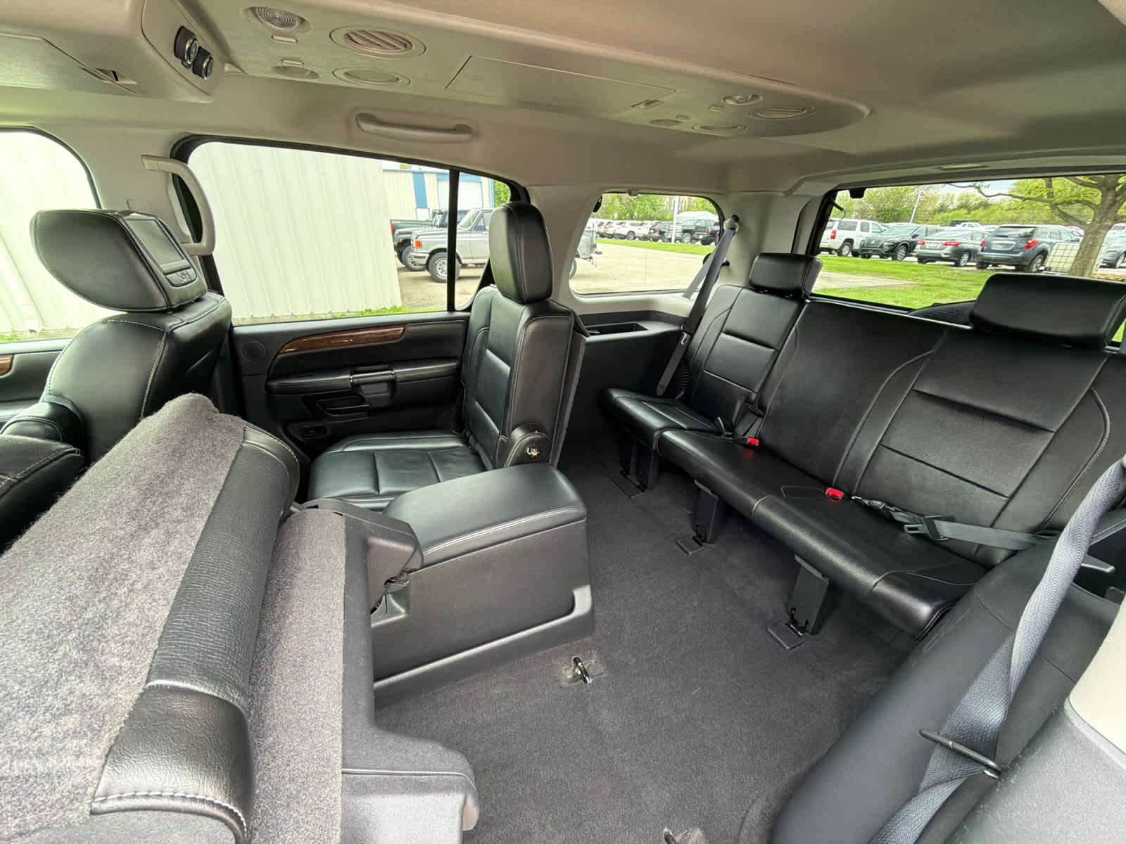 Thumbnail: 2013 Nissan Armada - 18