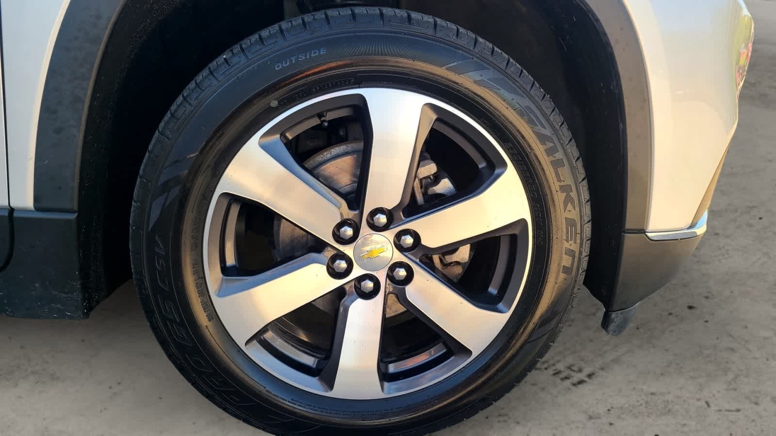 Thumbnail: 2019 Chevrolet Traverse - 5