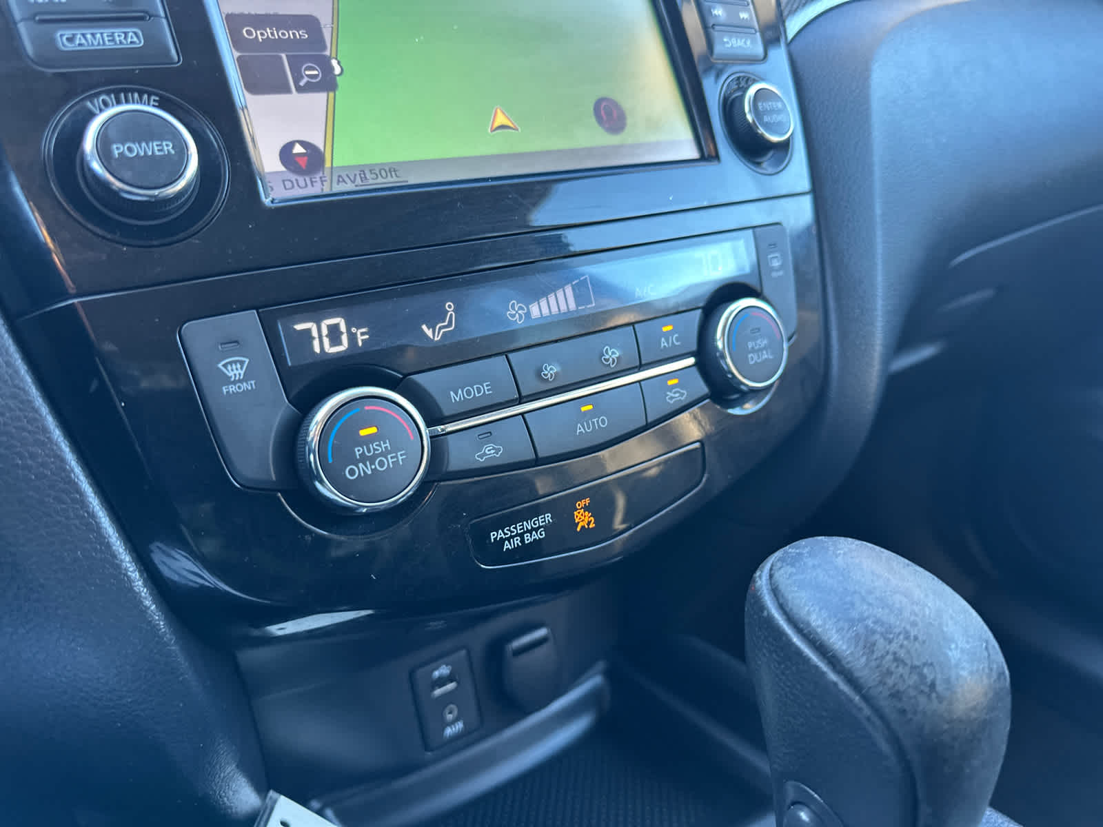 Thumbnail: 2016 Nissan Rogue - 25