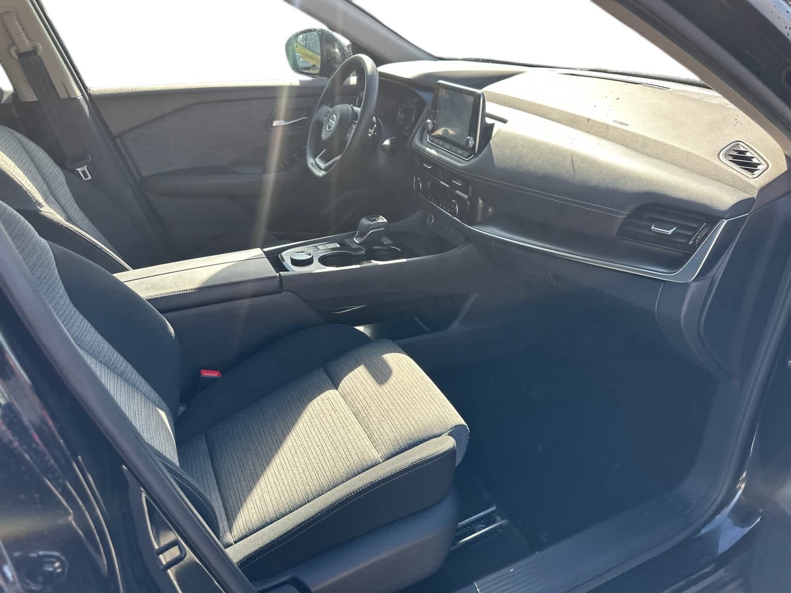 Thumbnail: 2021 Nissan Rogue - 6