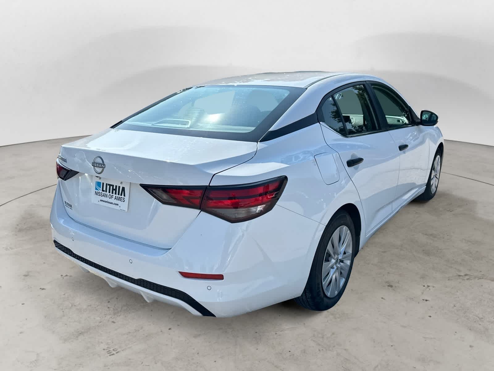 Thumbnail: 2024 Nissan Sentra - 3