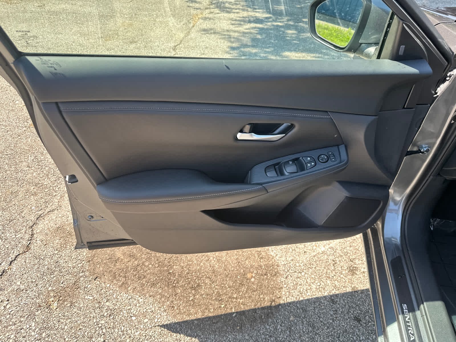 Thumbnail: 2025 Nissan Sentra - 14