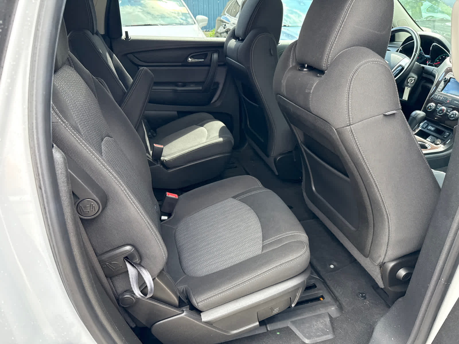 Thumbnail: 2017 Chevrolet Traverse - 8
