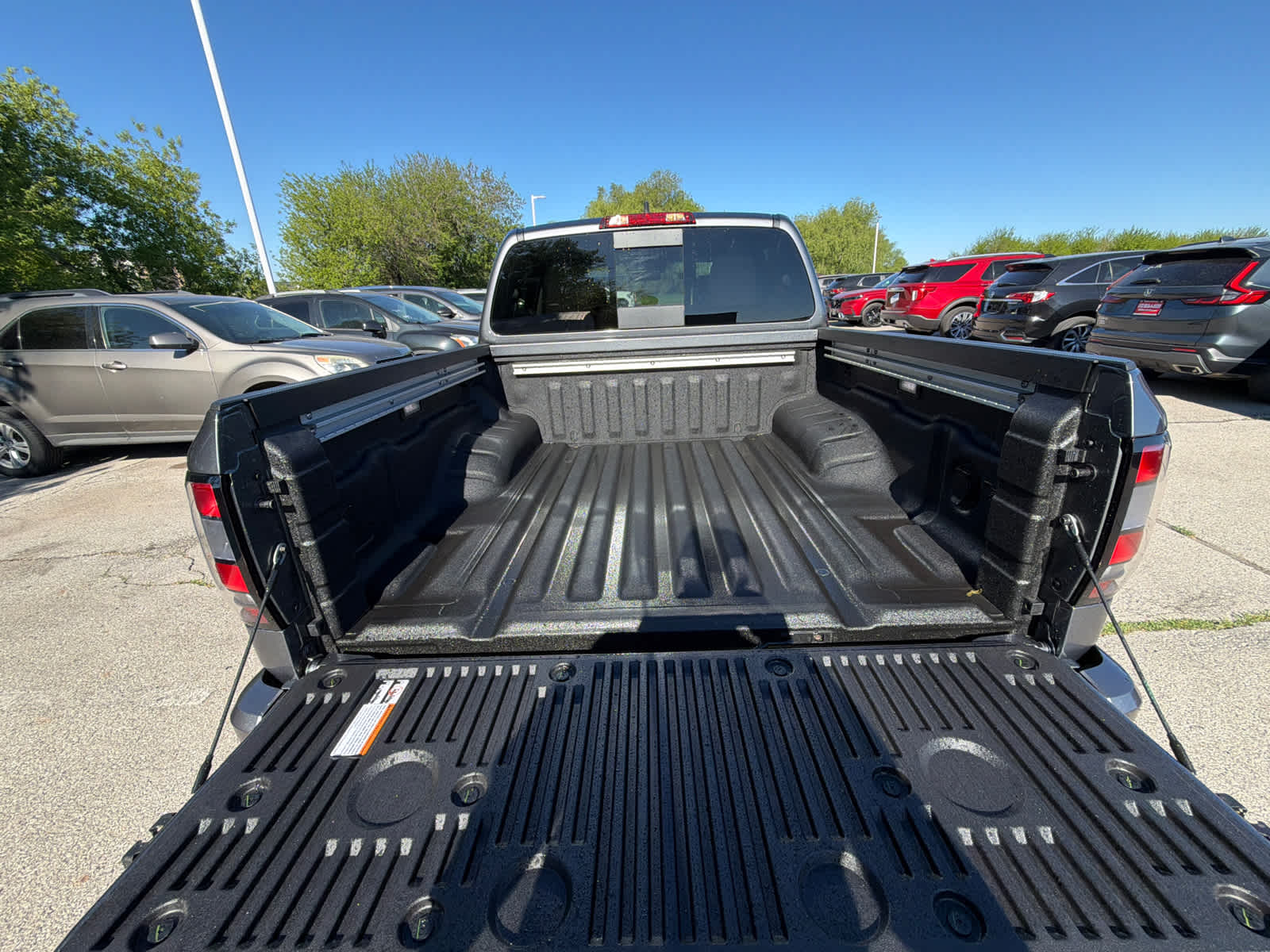 Thumbnail: 2026 Nissan Frontier - 12