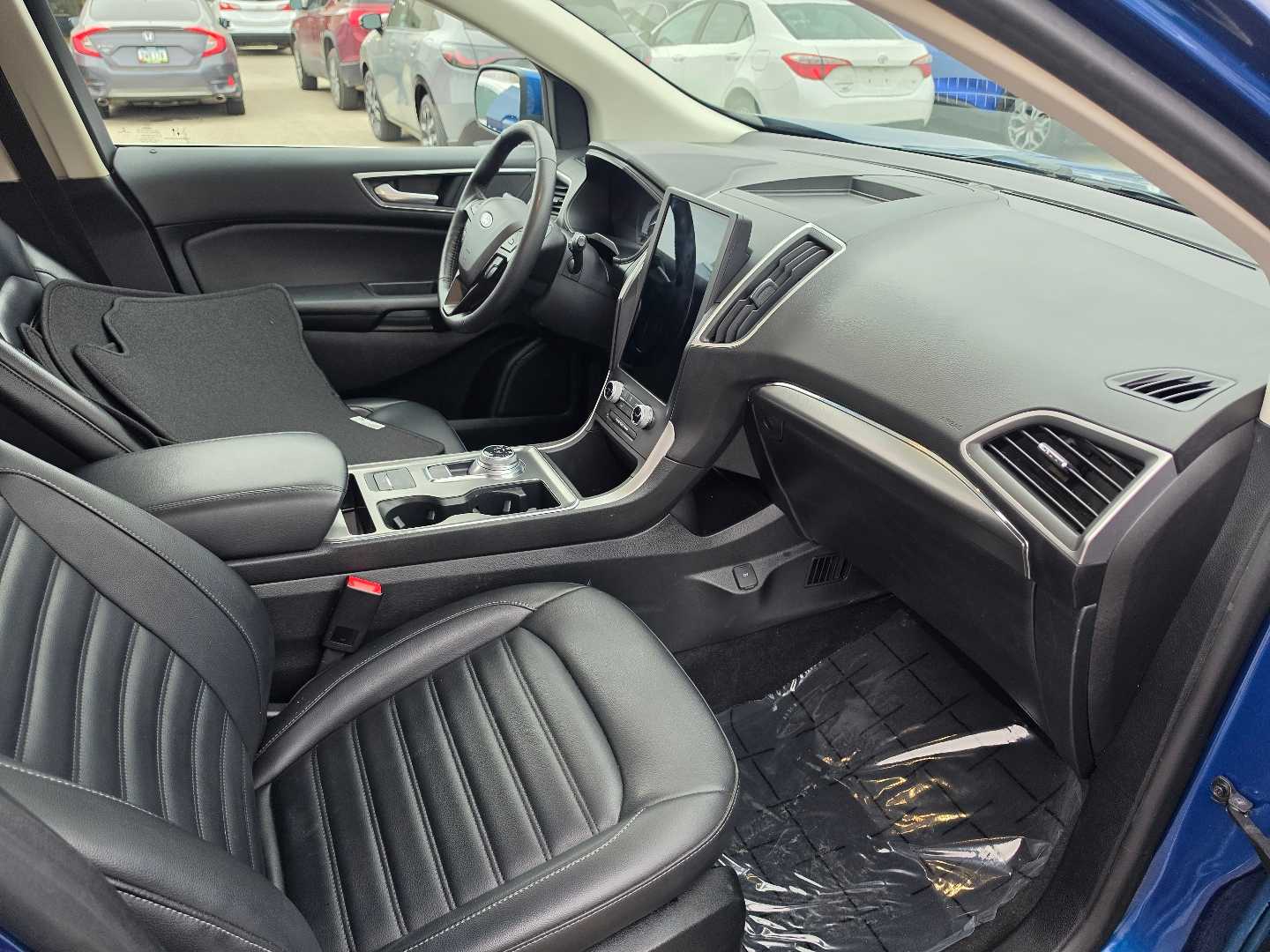 Thumbnail: 2022 Ford Edge - 16