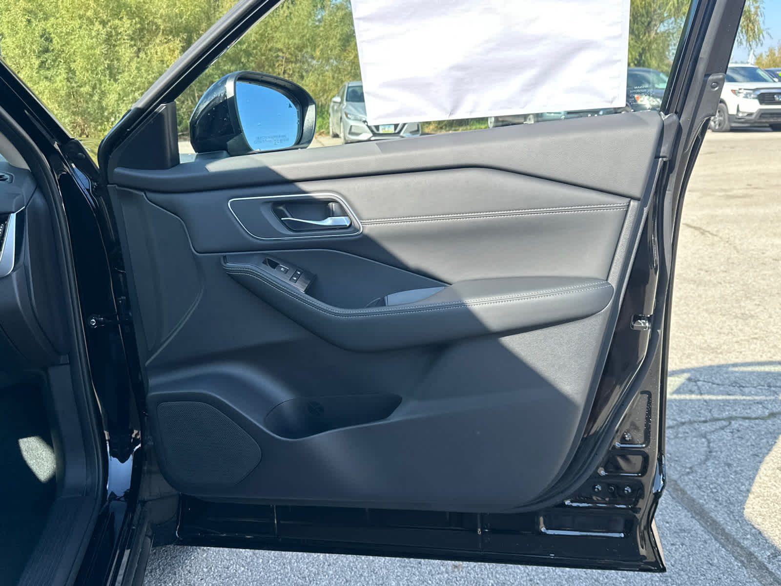 Thumbnail: 2026 Nissan Rogue - 6