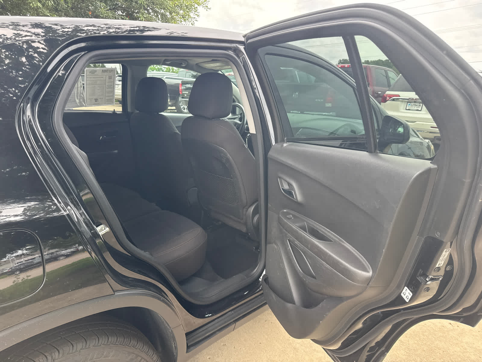 Thumbnail: 2020 Chevrolet Trax - 21
