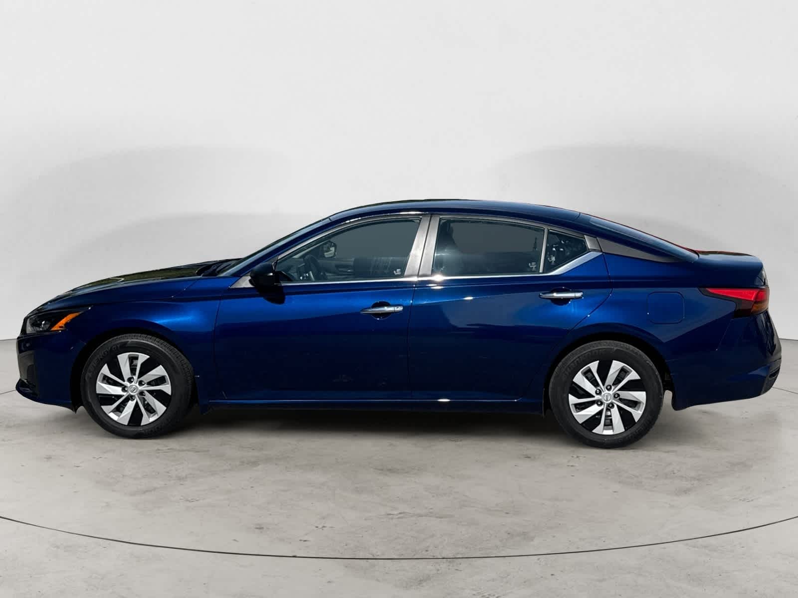 Thumbnail: 2024 Nissan Altima - 3