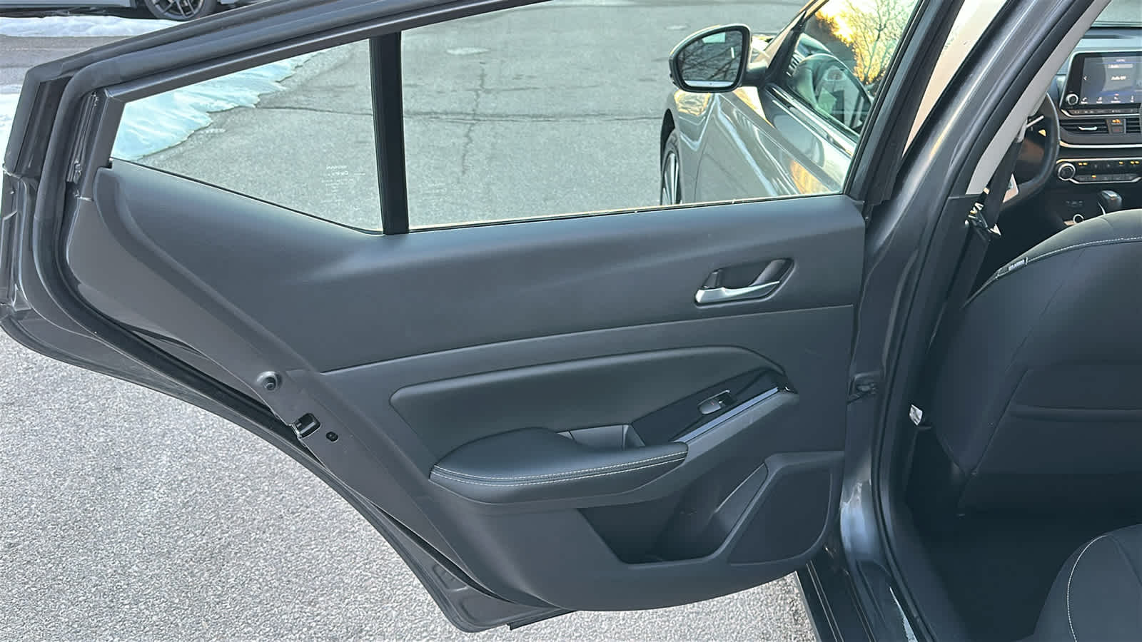 Thumbnail: 2021 Nissan Altima - 12