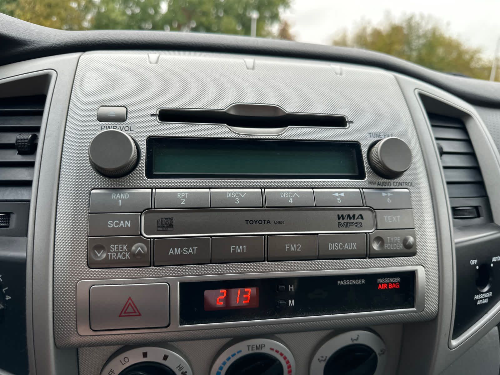 Thumbnail: 2009 Toyota Tacoma - 20