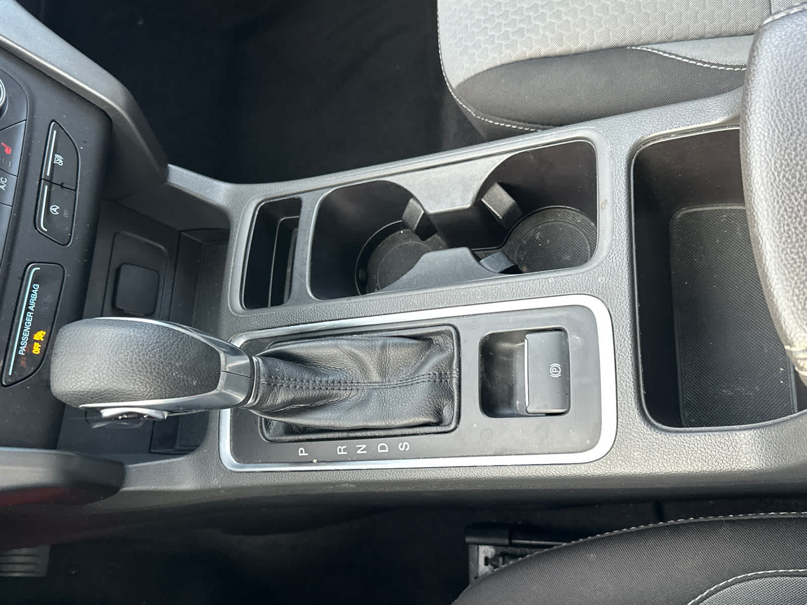 Thumbnail: 2018 Ford Escape - 28