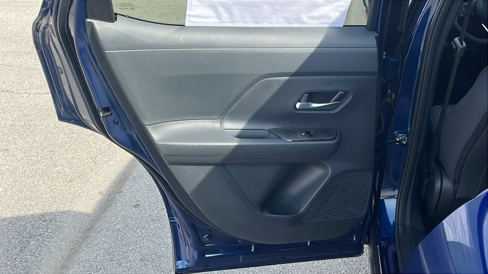 Thumbnail: 2026 Nissan Kicks - 13