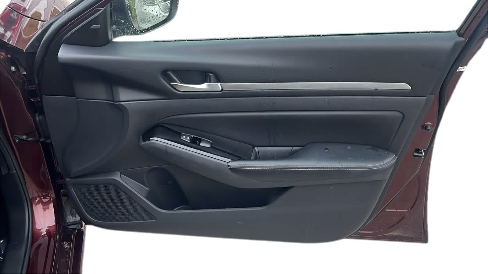 Thumbnail: 2023 Nissan Altima - 6