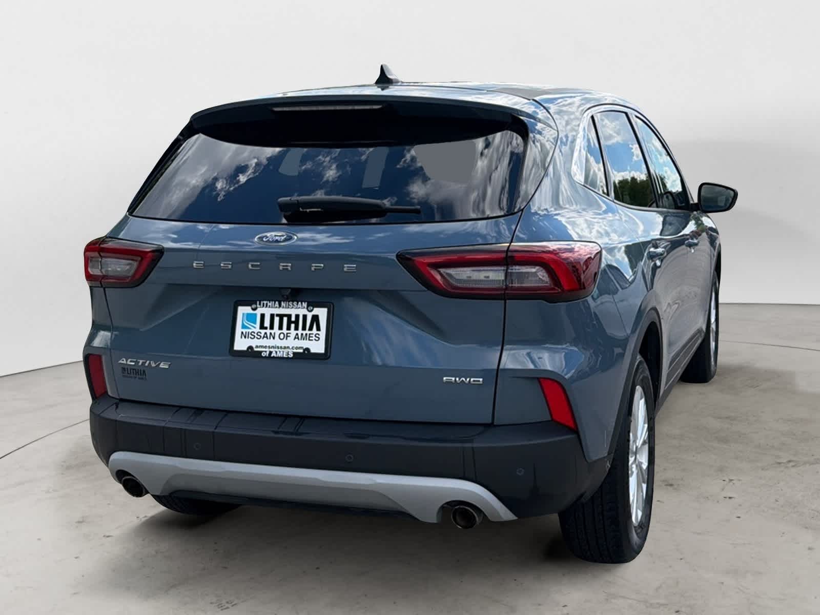 Thumbnail: 2023 Ford Escape - 4