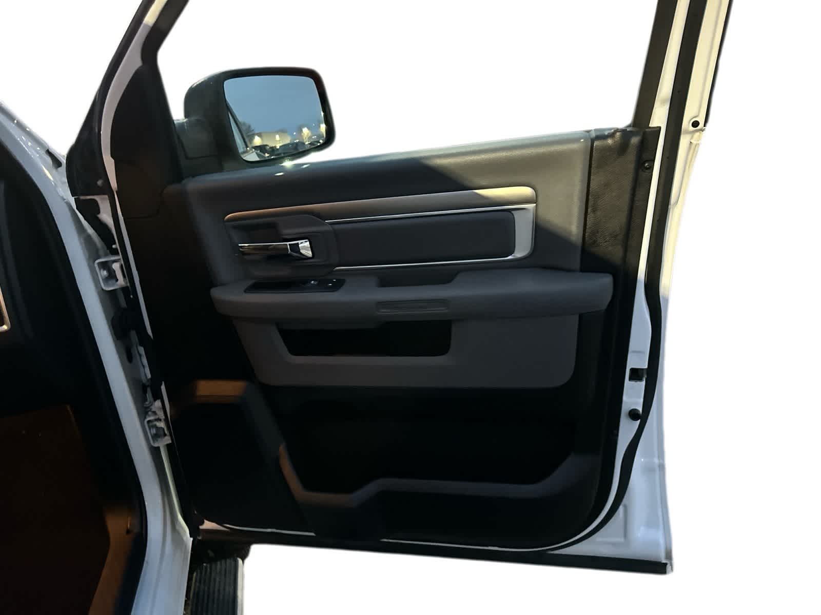 Thumbnail: 2017 RAM 1500 - 6