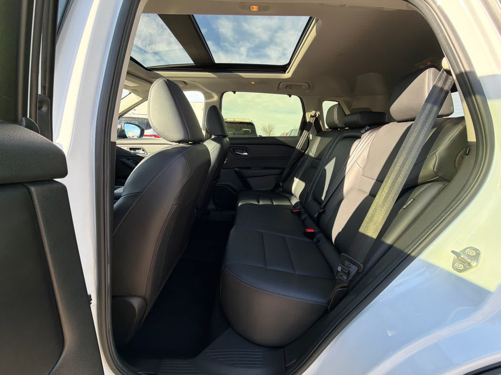 Thumbnail: 2024 Nissan Rogue - 16